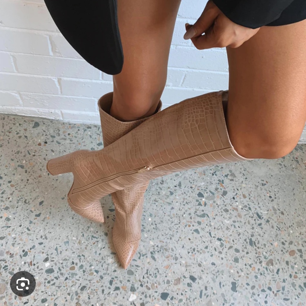 Billini Mila nude croc boot size 9 - Picture 2 of 6